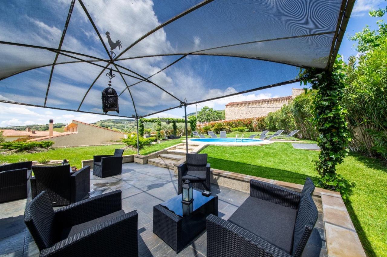 Bed and Breakfast Borgo Antico XIX Sec. Gesturi Экстерьер фото