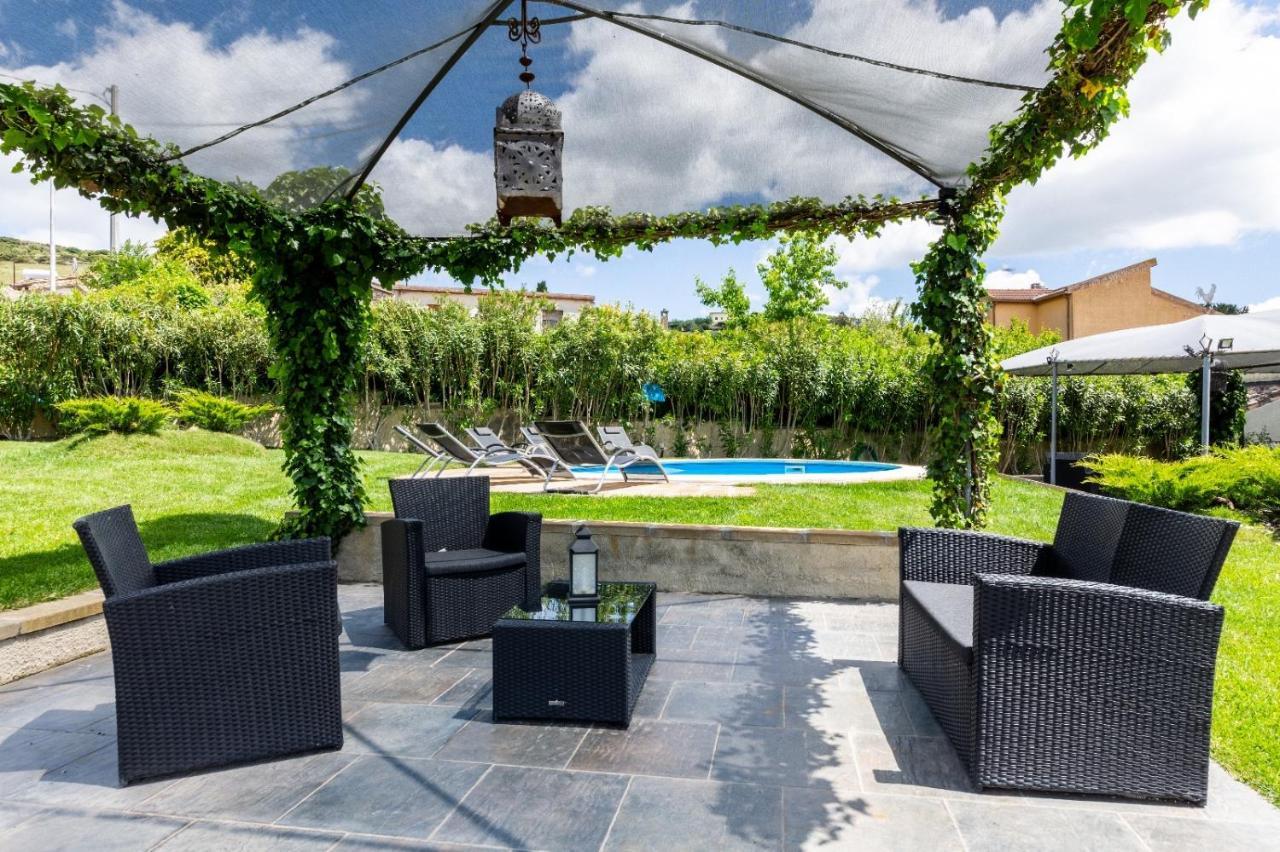 Bed and Breakfast Borgo Antico XIX Sec. Gesturi Экстерьер фото